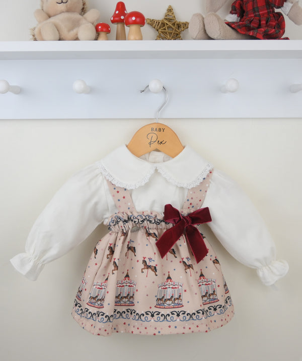 Pex Carousel Outfit