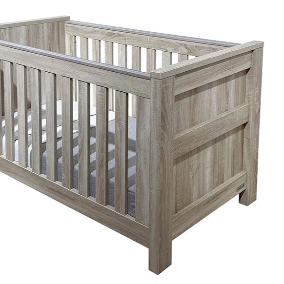 Babystyle Bordeaux Ash Cotbed