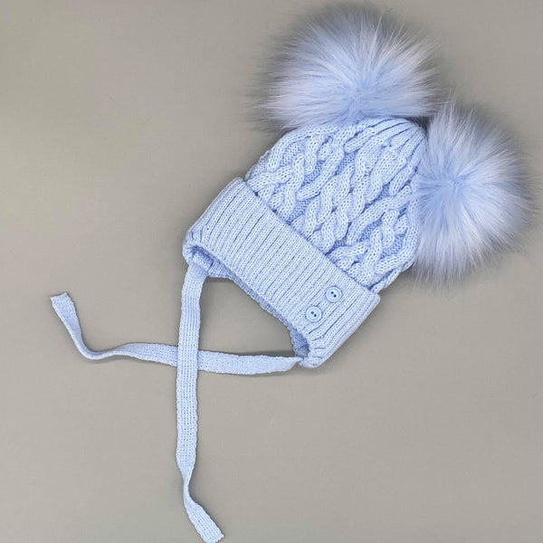 Kinder Double Pompom Cable Knit Hat