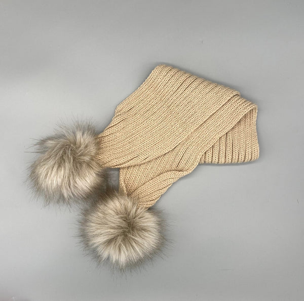 Kinder Pompom Scarfs