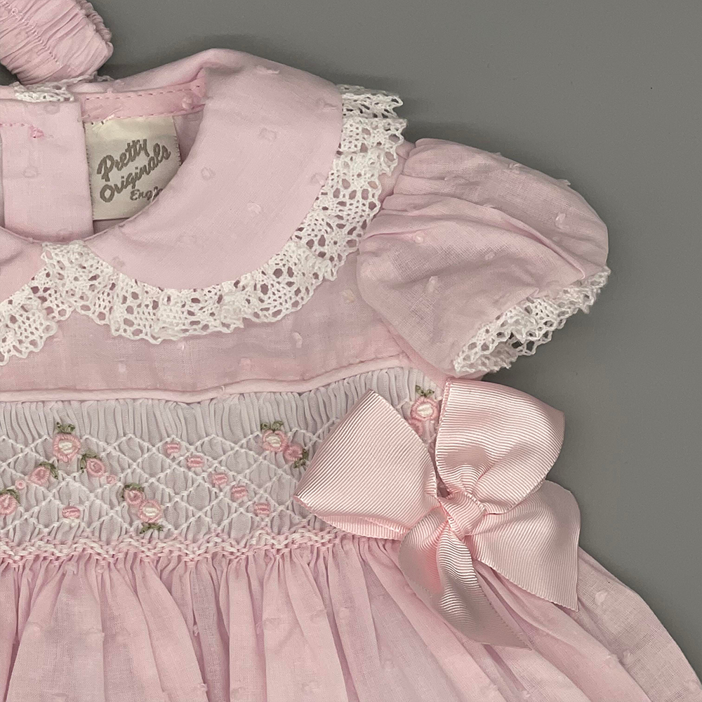 Pretty originals smocked store dress